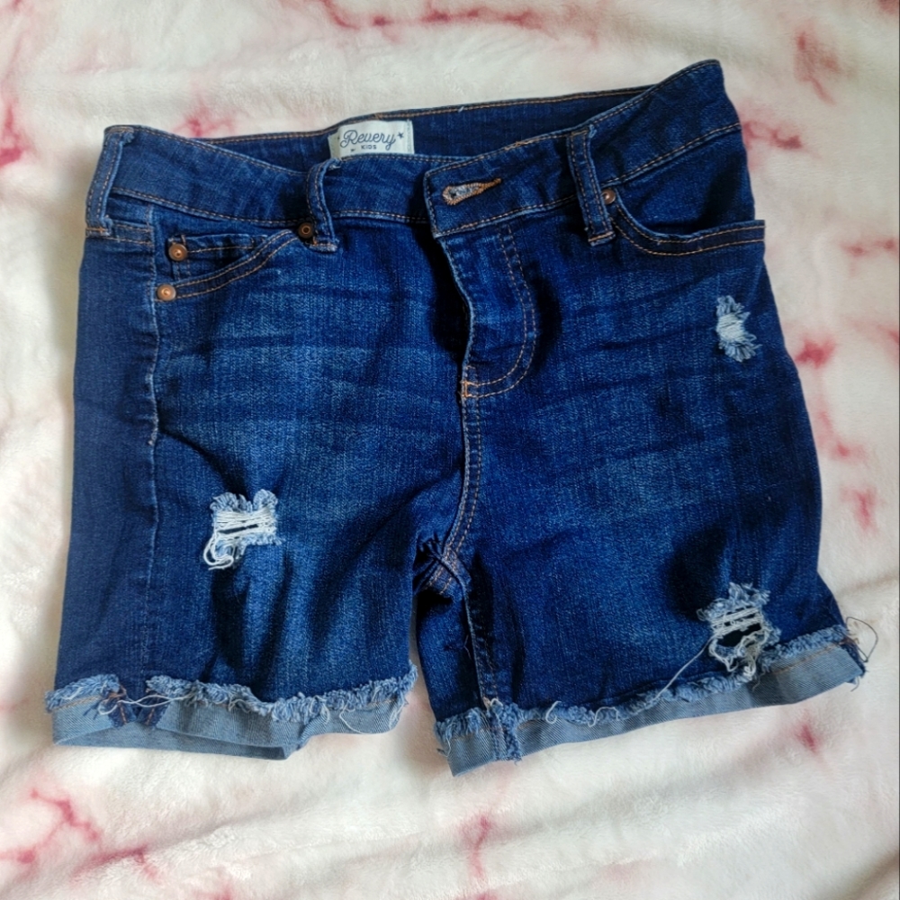 Girls shorts 14